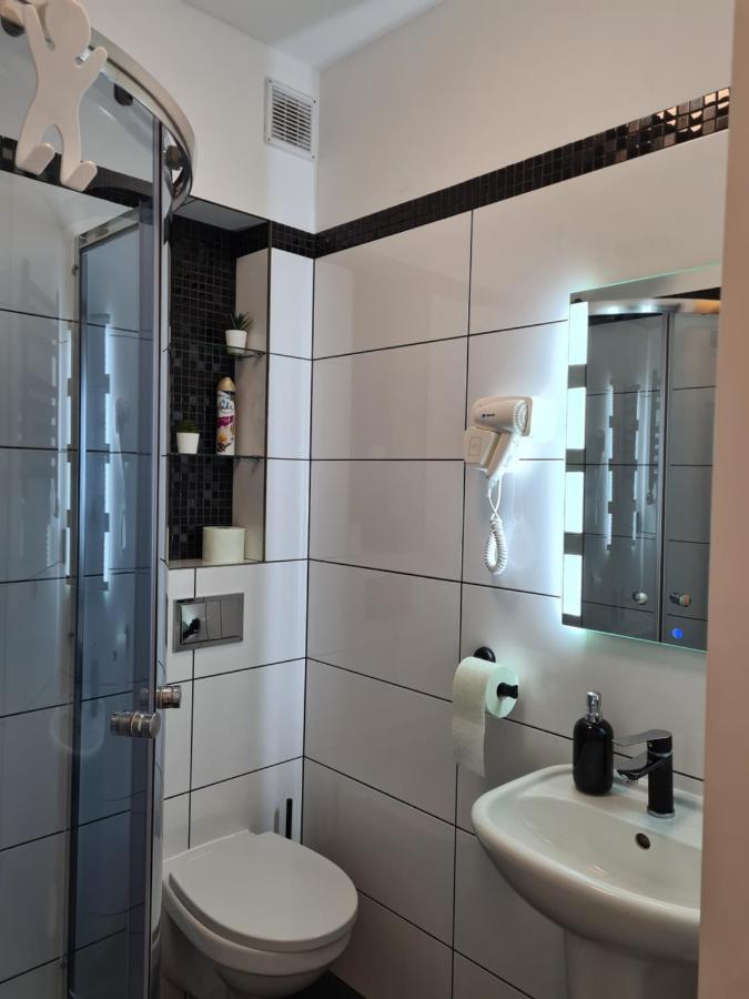 Apartamenty Katarina 下乌斯奇基 外观 照片