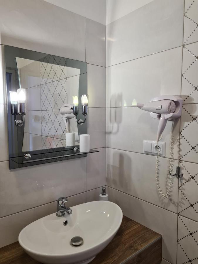 Apartamenty Katarina 下乌斯奇基 外观 照片